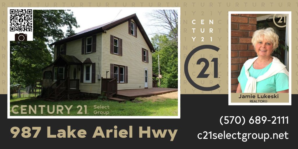 987 Lake Ariel Highway Updated Country Farmhouse